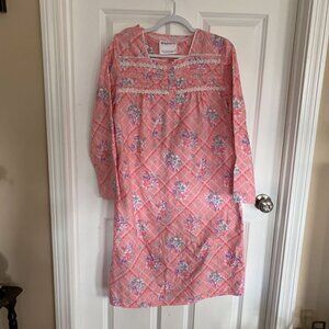 Silverts Women’s Adaptive Open Back Flannel Nightgown – Assisted Dressing